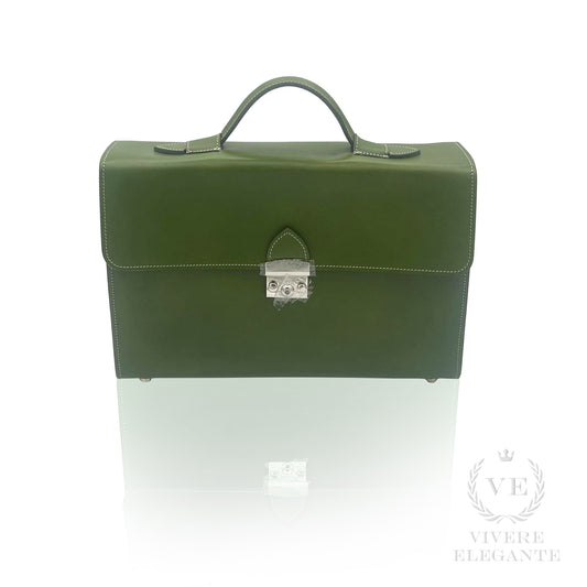 Salomè media in cuoio verde
